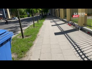 porn перформанс у здания еврокомиссии в вильнюсе hd
