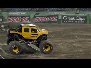 porn diesel dave brodozer insane consecutive backflip monster jam anaheim 2019 hd