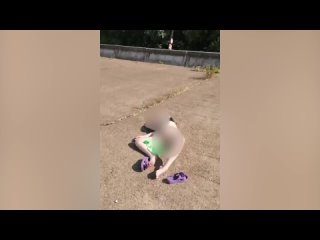 porn на московской набережной горожан шокировала голая женщина устроила нудисткий пляж hd