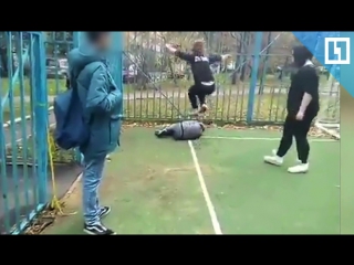 porn школьница жестоко избила ровесника в зеленограде hd