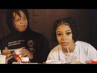 porn trippie redd со своей девушкой пробует эксклюзивное меню от mcdonalds переведено сайтом hd
