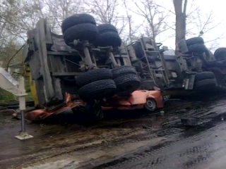 porn страшная авария 09 042013 в балаклаве двое погибли в шевролете hd