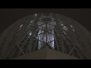 porn в куполе екатеринбургского цирка появилось чудо яйцо hd