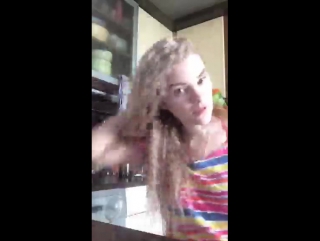 porn анна корнильева в periscope одна дома трансляция от hd