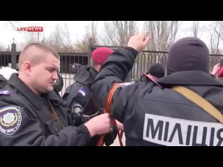 porn 12 04 14 славянск беркут вышел на баррикады поддержать жителей hd