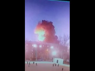 porn появилось еще одно видео момента падения истребителя су 30см на кадрах видно что самолёт рухнул в штопоре также hd