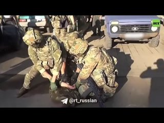 porn фсб задержала группу лиц прибывших в зону сво чтобы организовать канал незаконной продажи оружия и боеприпасов у hd