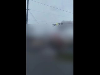 porn удар русской армии в харьковской области начался пожар в небо поднимается дым ранее местные власти подтвердили удар hd