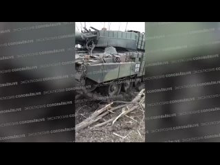 porn боец с позывным инквизитор 2 батальона 71 го мотострелкового полка 42 й дивизии на фоне подбитого немецкого танка hd