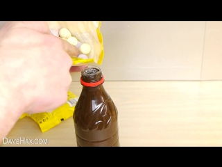 porn шоколадная бутылка кока колы с конфетами внутри hd