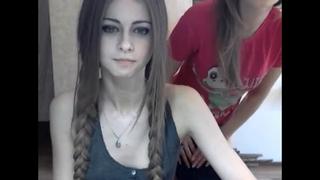 porn молодая и сексуальная девочка раздевается на камеру 1 hd