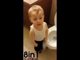 porn мальчик хоронит рыбку в унитазе и плачет по ней heartbreaking moment little boy gives his pet goldfish an emotional hd