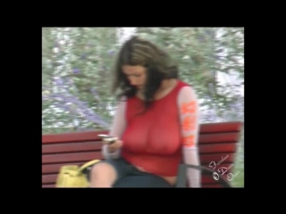porn без лифчика в прозрачной блузке на скамейке hd
