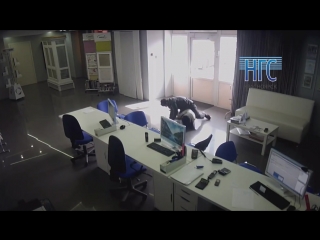 porn нападение и попытка молодые сотрудницы офиса в красноярске hd