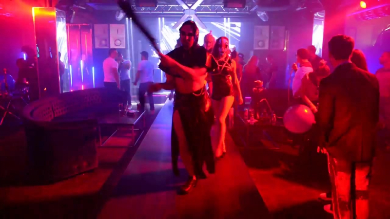 porn секс миссия театр моды дефиле на подиуме bdsm show бдсм шоу фрик шоу василий захаров hd