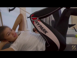 porn zendaya the app зендая и дарнелл занимаются пилатесом hd