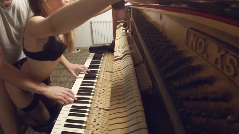 porn сыграли на пианино и занимались сексом hd