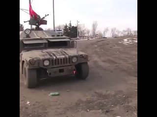 porn американский бронеавтомобиль humvee захваченный ополченцами в дебальцево hd