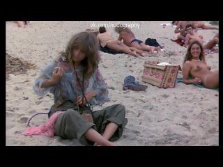 porn девушки топлес на пляже в фильме лихорадка летней ночи summer night fever 1978 зиги ротемунд hd