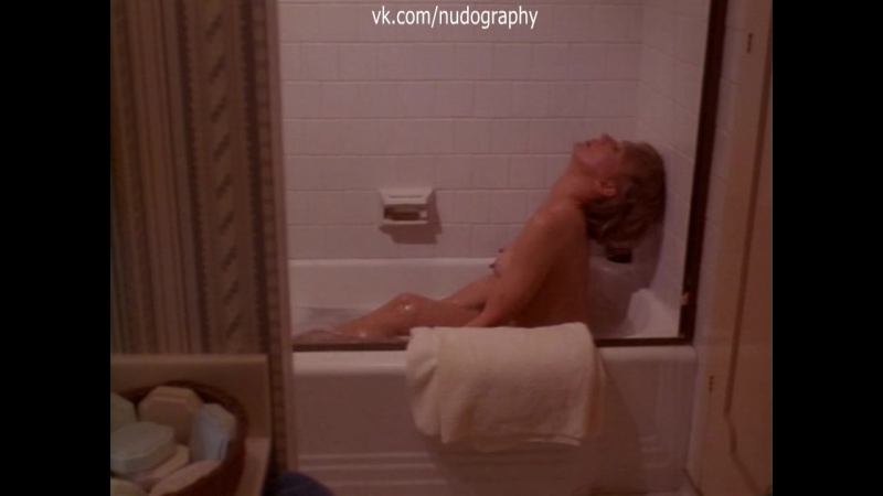 porn голая сэндал бергман sandahl bergman в фильме одержимые ночью possessed by the night 1994 фред олен рэй hd
