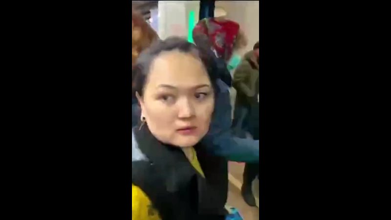 porn скорее всего мужичка избили бы толпой но остальные пассажиры тоже не остались в стороне и начали заступаться hd