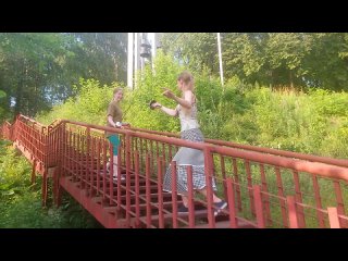 porn пробуем фехтовать на лестнице hd