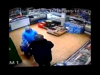 porn мать ногами била малыша на глазах покупателей магазина в лабытнанги видео hd