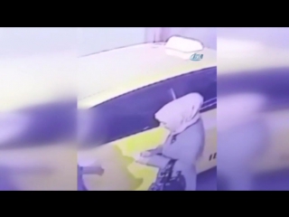 porn появилось видео на котором смертница садится в такси чтобы доехать до центра бурсы где вчера был совершён теракт hd
