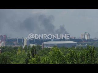 porn в результате обстрела вфу произошло возгорание автотранспорта на территории автоцентра камаз в киевском районе hd