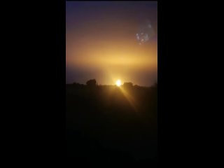 porn около британского оксфорда произошел мощнейший взрыв очевидцы сообщают что от взрыва возник огромный огненный шар hd