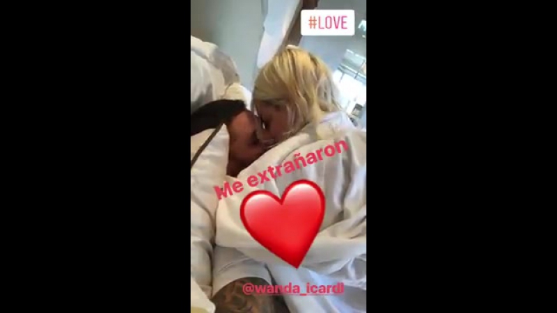 porn мауро икарди в постели со своей женой hd
