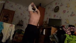 porn подглядывание скрытая камера подсматриваю как моя мама переодевается с большими сиськами hd