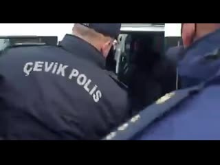 porn задержания на акции феминисток продолжаются hd