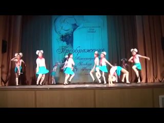 porn девочки пионерки встают на мостик в белых гольфиках hd