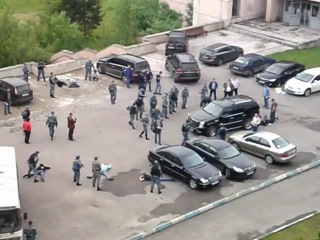 porn чеченские студенты попытались отбить своих земляков у омона hd