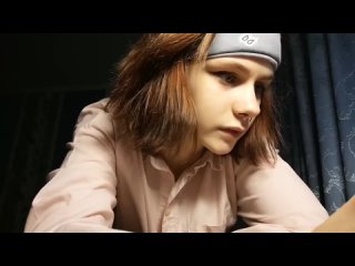 porn девушка не прочь засветить сиськи hd