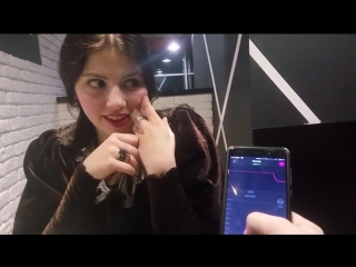 porn лючаю вибратор в девушке у всех на виду hd