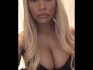 porn ники минаж показывает грудь nicki minaj big ass booty hd