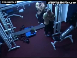porn скрытая камера сосет толстый хуй в фитнес клубе баба делает минет качку hd