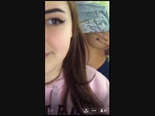 porn засветила грудь подруги в periscope прикольное сексуальное видео hd