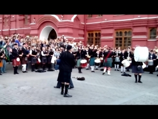 porn melissaxxx the celtic massed pipes and drums сводный кельтский оркестр волынок и барабанов mov 0154 hd