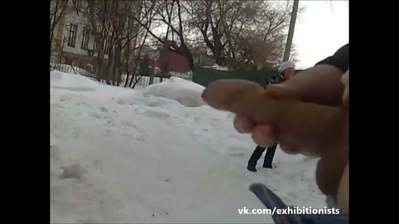 porn эксгибиционист на улице дрочит при женщине разговор hd