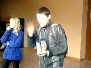 porn порно трахнул 18 летнюю семиклашку прямо в школе hd