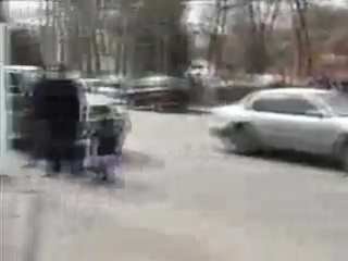 porn грязнаяволосатаявонючая бомжиха жжёт на улице hd