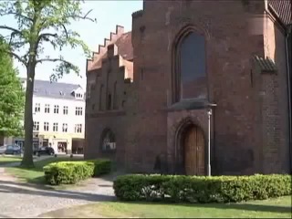 porn в европе идет процесс легализации инцеста для тех кто не знает инцест кровосмешение половая связь между близкими hd