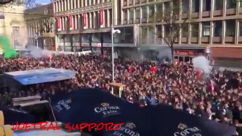 porn feest op stadhuisplein feyenoord wint knvb beker pyro sfeer hd