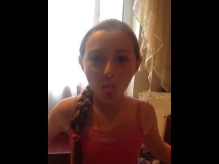 porn милана идиотка показывает язык управляет леройи срёт ей в рот hd