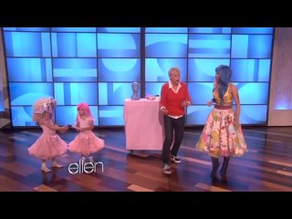 porn маленькая девочка читает рэп nicki minaj sings super bass with sophia grace full version hd
