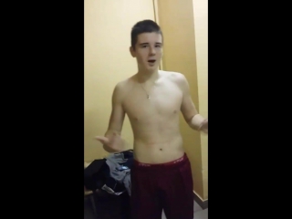 porn я вчера проснулся и случайно трахнул запад hd