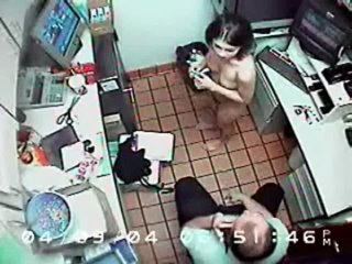 porn обыск с раздеванием в подсобке съёмки скрытой камерой hd